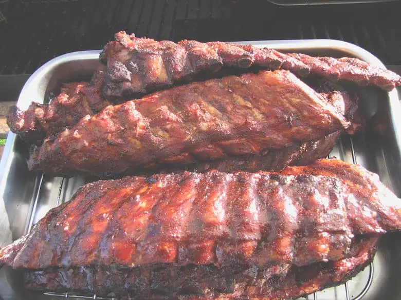 bbq ribs served on tray