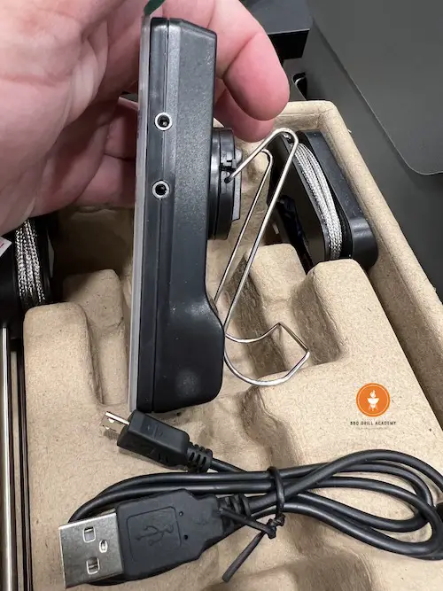 Probe connectors